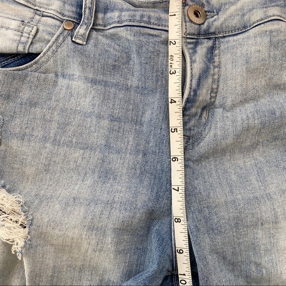 Torrid Denim Distresses Shorts We Swear by the Fit - Picture 13 of 13